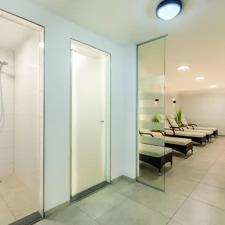 Ostseeallee Ostseeallee 3-25 Διαμέρισμα 4*