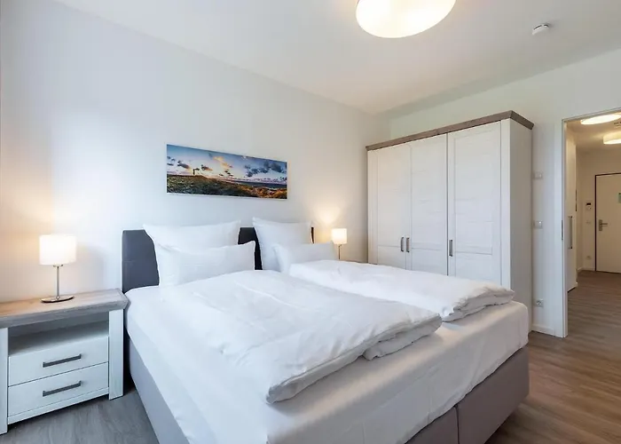 Ostseeallee Ostseeallee 3-25 شقة 4*