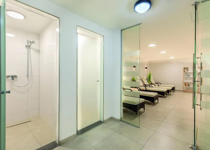 Ostseeallee Ostseeallee 3-25 شقة 4*